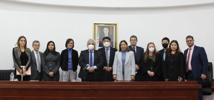 إنتاج مضادات السرطان محور لقاء وزير الصناعة الصيدلانية بمجمّع CKD-OTTO الكوري الجنوبي.