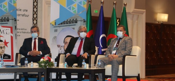 وزير الصناعة الصيدلانية يشرف على افتتاح المؤتمر الخامس للفديرالية الجزائرية للصيدلة.