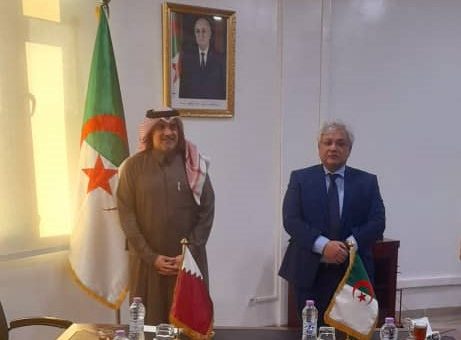 وزير الصناعة الصيدلانية يستقبل سعادة  سفير دولة قطر بالجزائر.