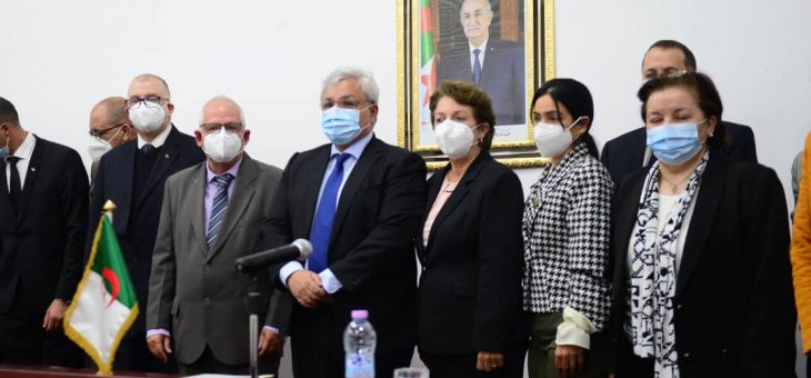 وزير الصناعة الصيدلانية يستقبل نائب وزير الصّحة العامّة لجمهورية كوبا ومشاريع صيدلانية عديدة في الأفق.