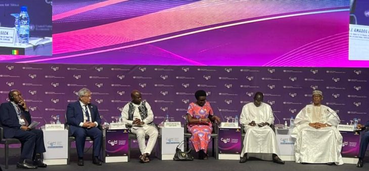 مشاركة وزير الصناعة الصيدلانية   في أشغال الطاولة المستديرة حول “مستقبل الصّحة والمرونة الاقتصادية”