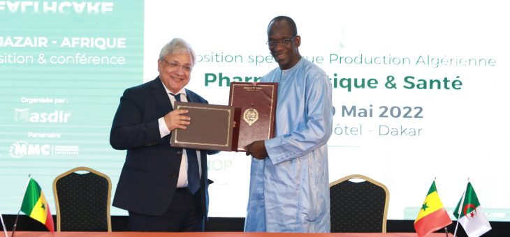 توقيع اتفاقية تفاهم بين الجزائر و السينغال في مجال الصناعة الصيدلانية